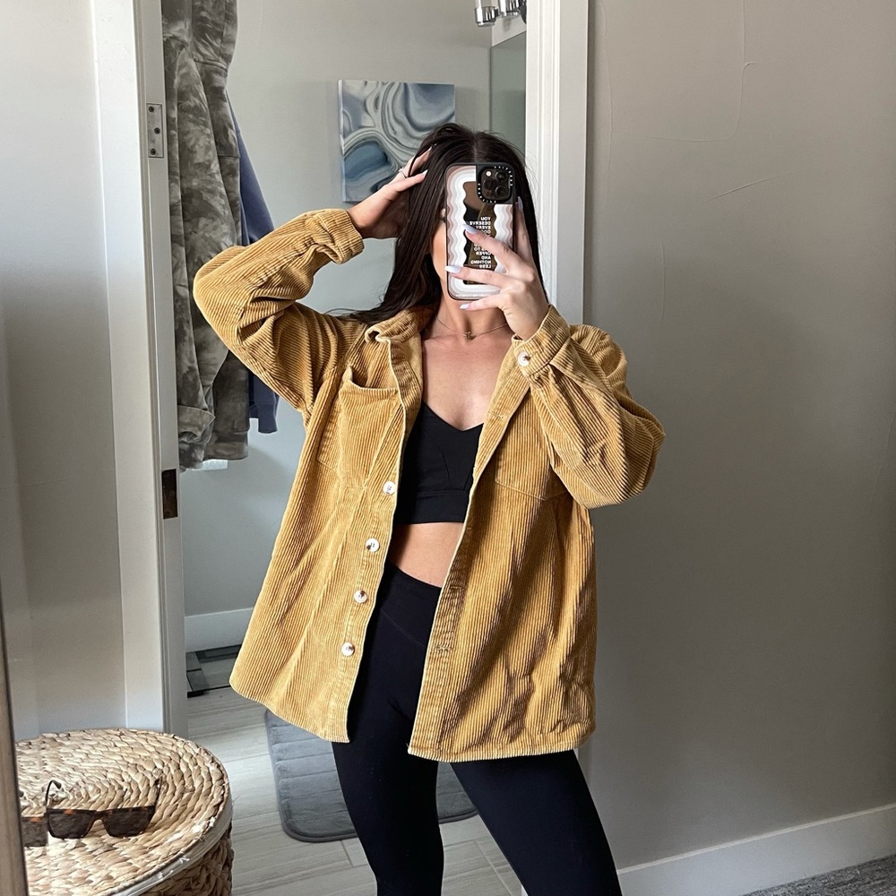 PrettyLittleThing Corduroy Jacket US2